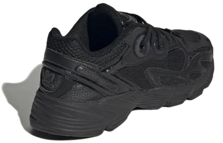 (WMNS) adidas Astir 'Triple Black' GW4341