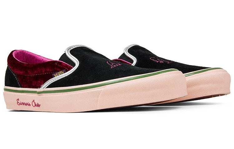 Vans Feature x Classic Slip-On 'Sinners Club' VN000UDFPTZ
