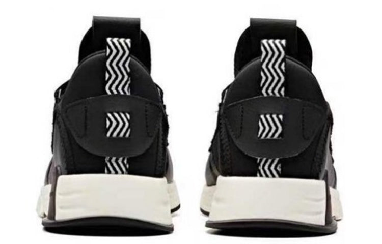(WMNS) ANTA Running Series Sneakers 'Black White' 12848888-1
