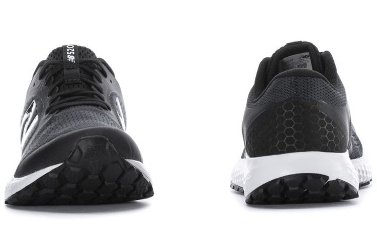 New Balance 520 Series Black / White M520LK6
