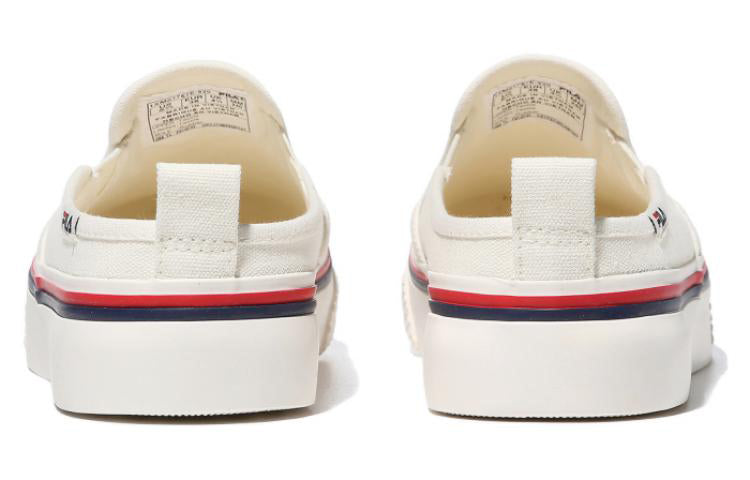 FILA Unisex Low-Top Sneakers Black/White/Red 1XM01767E_920
