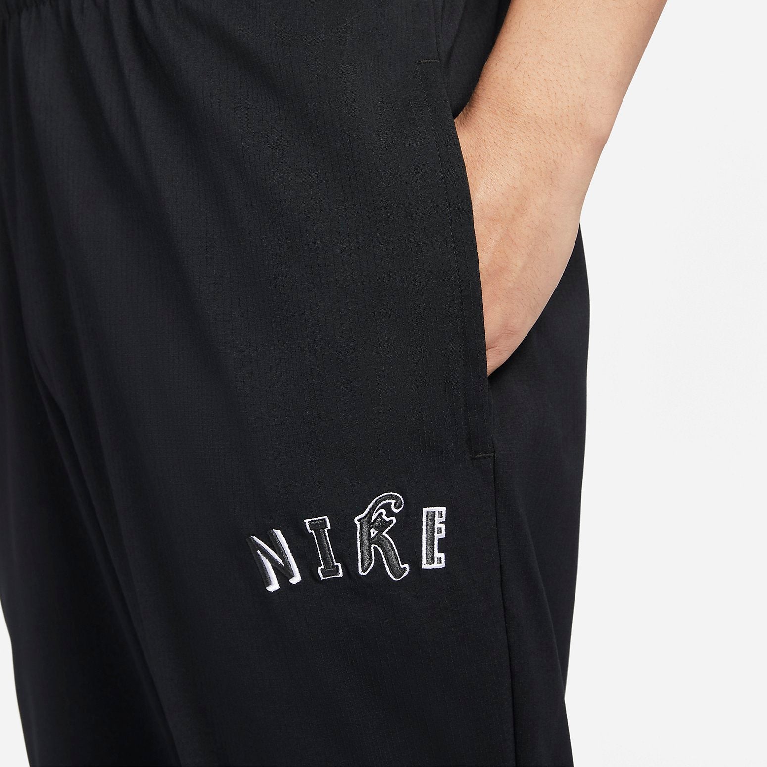 Nike Woven Basketball Pants 'Black' FN3704-010
