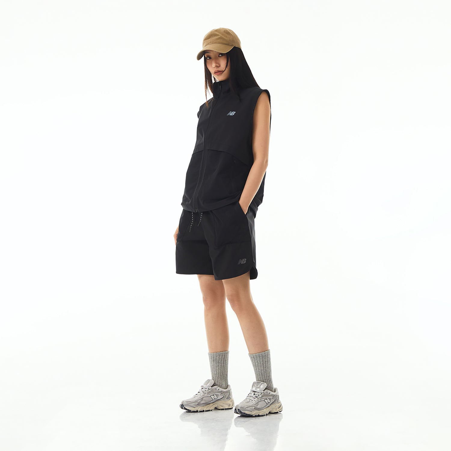 New Balance Woven Short With Mesh Pocket Asia Sizing 'Black' NVE24171-BK