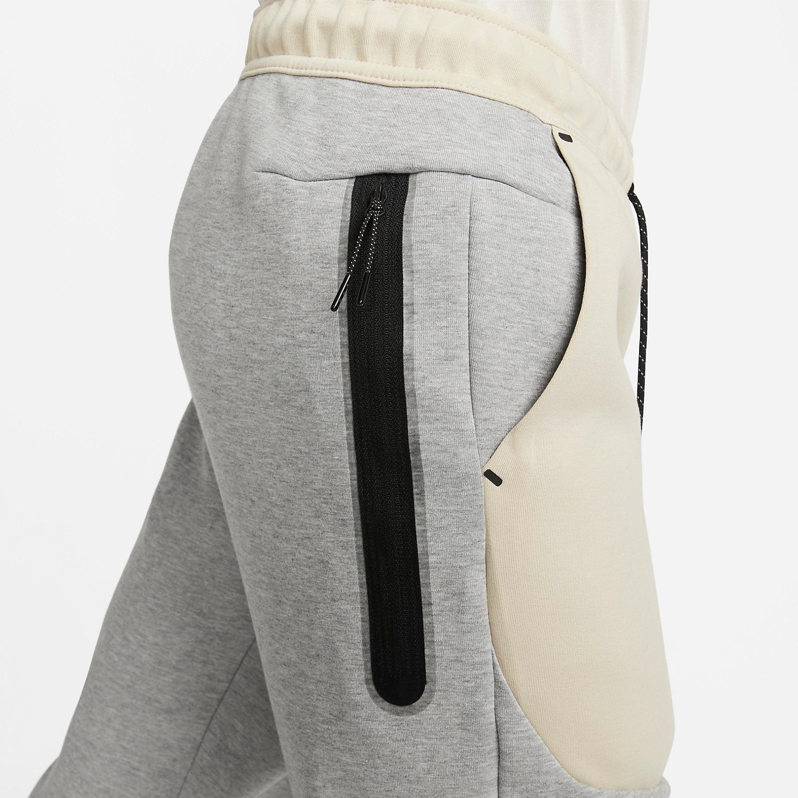 Nike Sportswear Tech Sweatpants 'Dark Heather Grey Rattan Black' CU4495-064