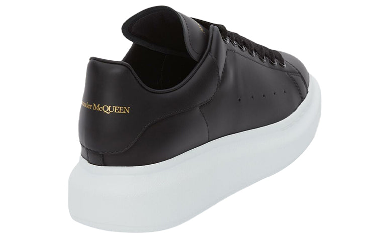 (WMNS) Alexander McQueen Oversized Sneaker 'Black' 553770WHGP01000