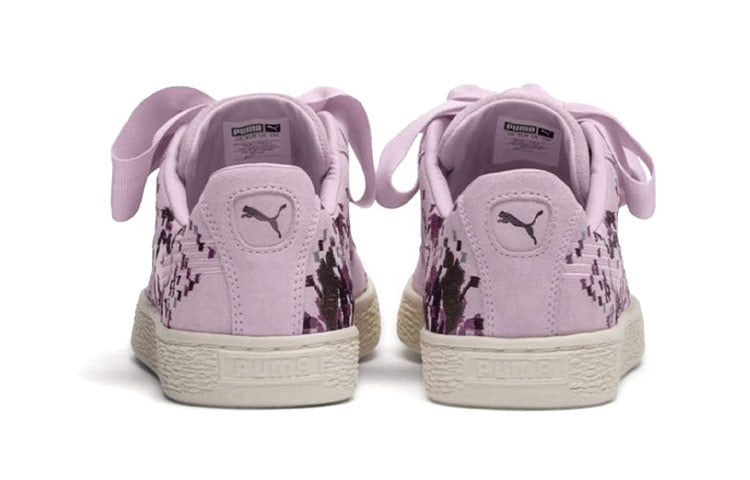(WMNS) PUMA Suede Heart Digit Embroidery 367027-02
