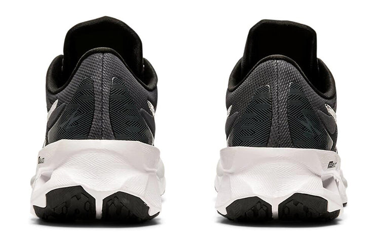 (WMNS) ASICS Novablast Platinum 'Carrier Grey Silver' 1012A844-020