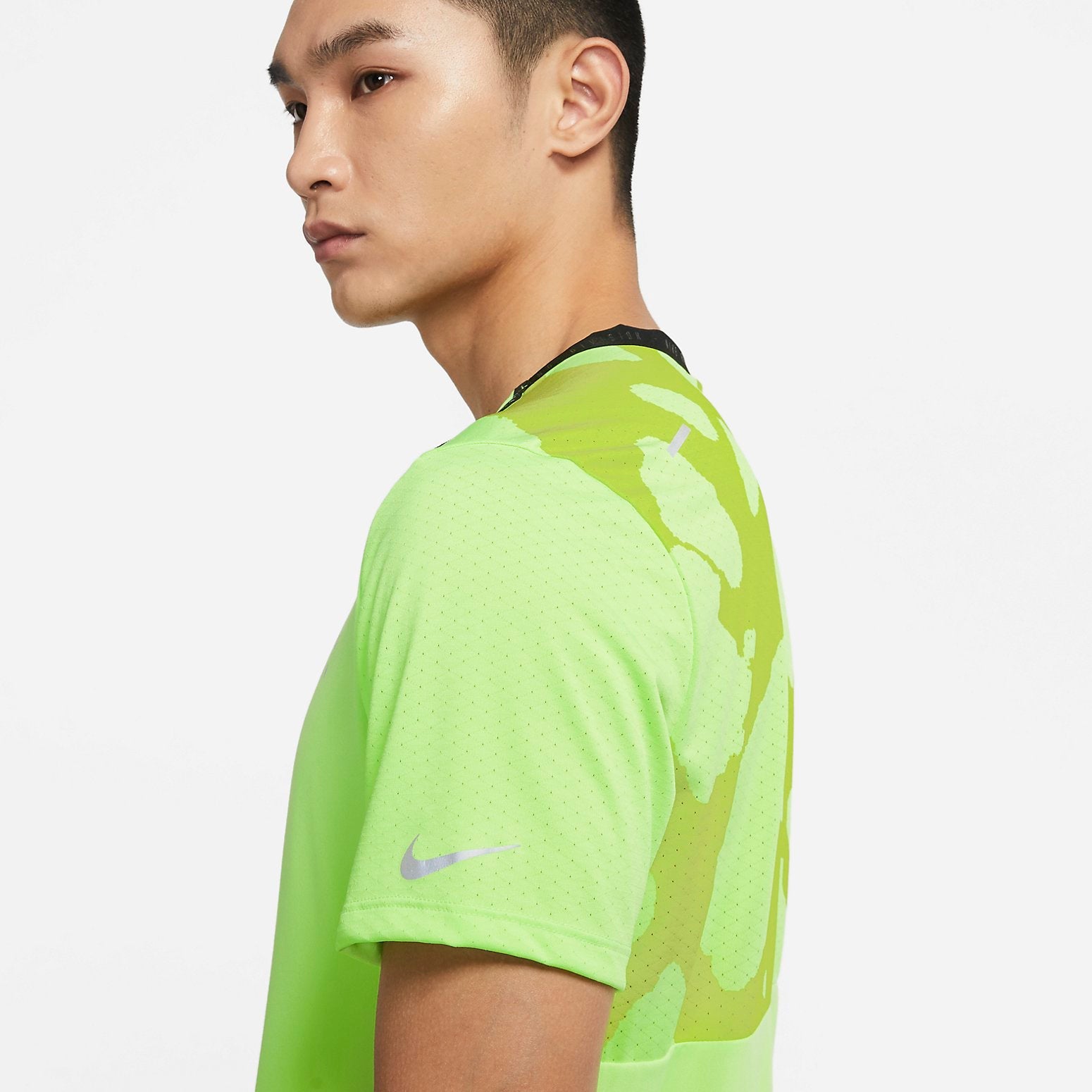 Nike Dri-fit Run Division Rise 365 Quick Dry Running Top 'Green' DQ4758-358