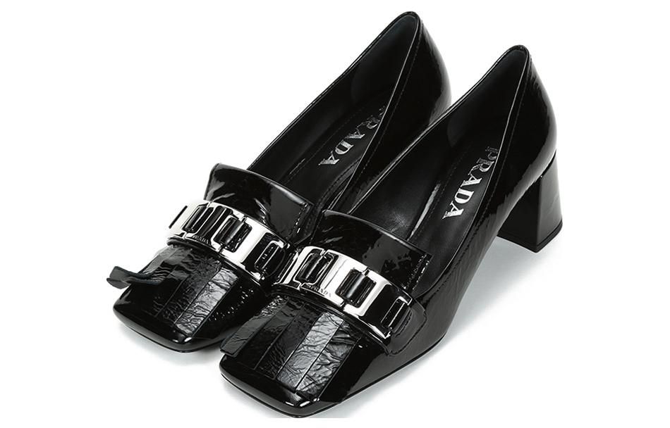 (WMNS) PRADA Logo Plaque Heeled Loafers 'Black' 1D319M_H27_F0002_F_055
