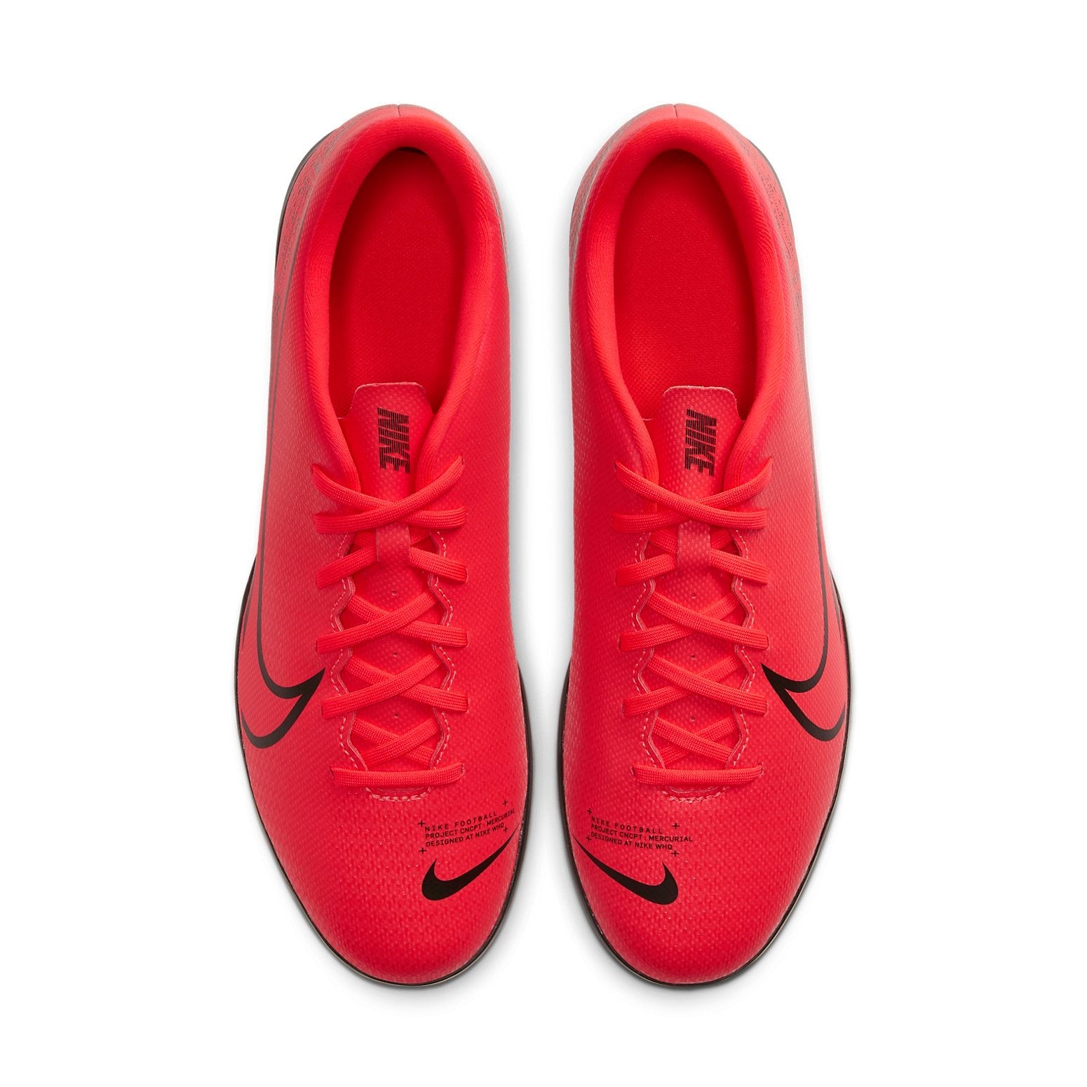 Nike Mercurial Vapor 13 Club Low-Top Soccer Shoes Red/Black AT7999-606