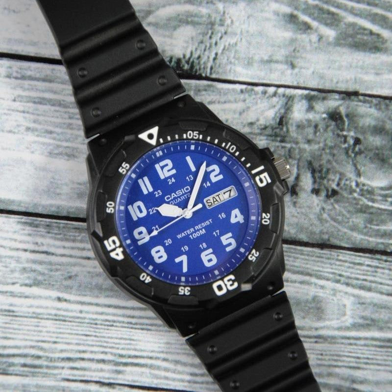 CASIO DIVER LOOK Series Water Proof Waterproof Blue Analog MRW-200H-2B2