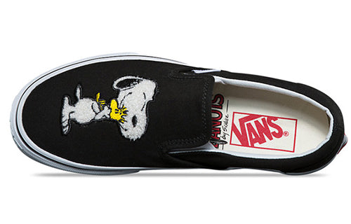 Vans Peanuts x Classic Slip-On Black VN0A38F7QTZ