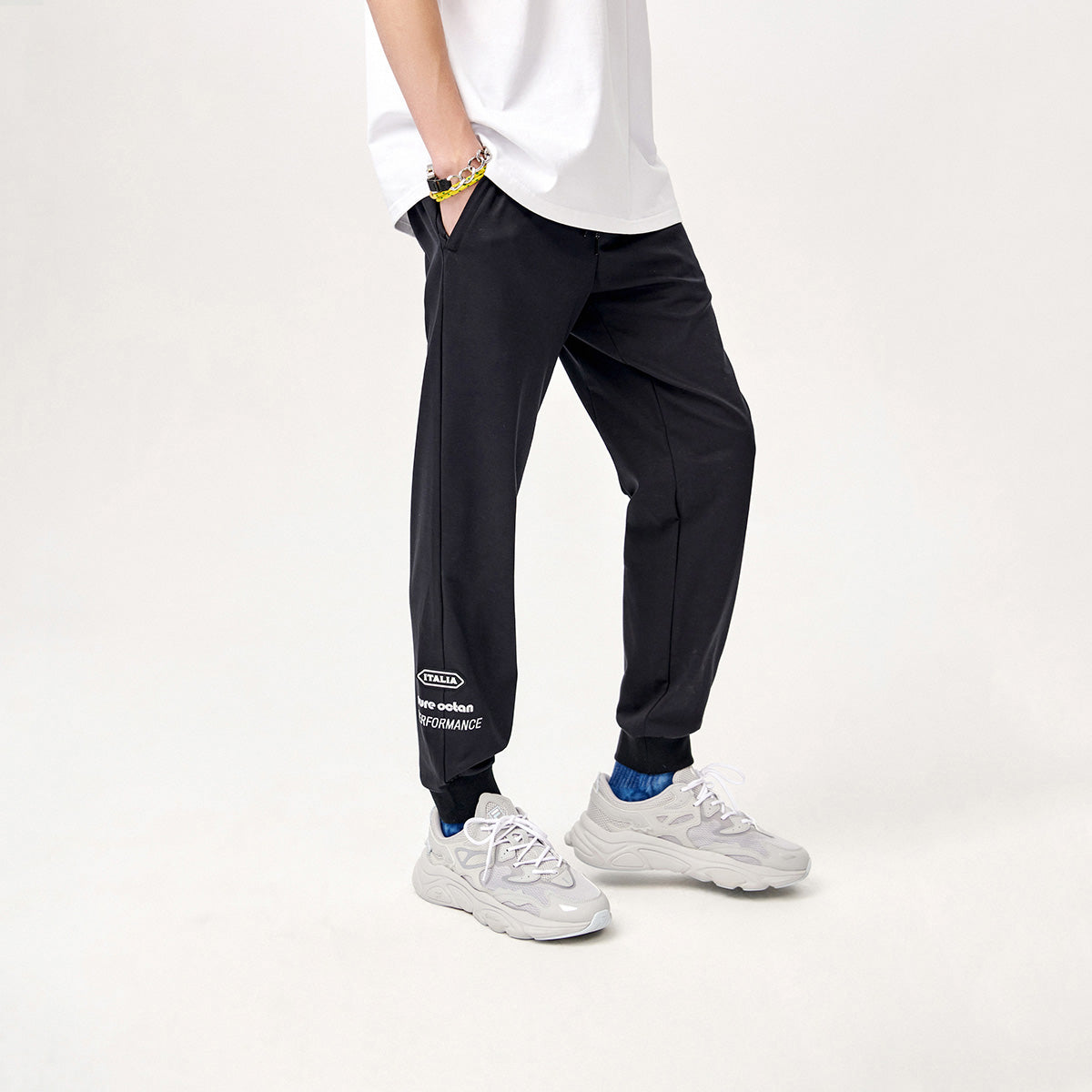 FILA Basketball Ankle Banded Sports Pant Male Black T11M123604F-BK