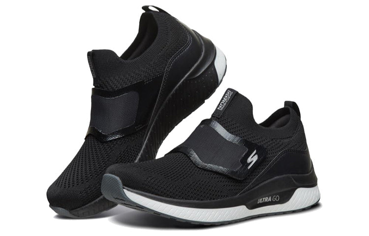 (WMNS) Skechers Go Steady Black/White 16026-BKW