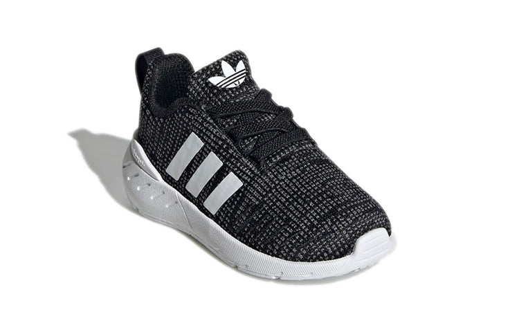 (TD) adidas Swift Run 22 'Black White' GW8184