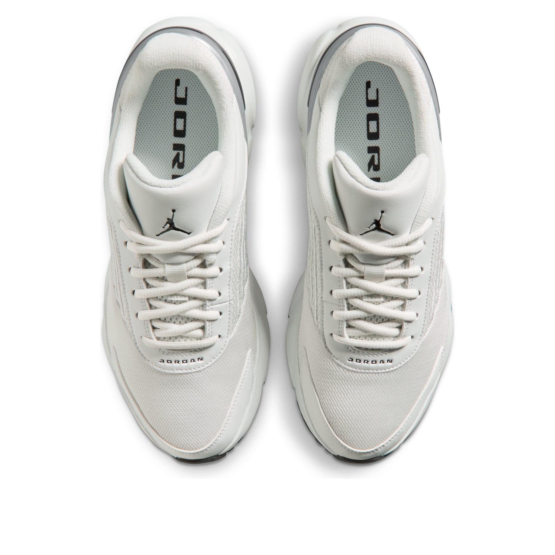 (WMNS) Air Jordan Trunner Flow 'Summit White Metallic Silver' IQ0701-101