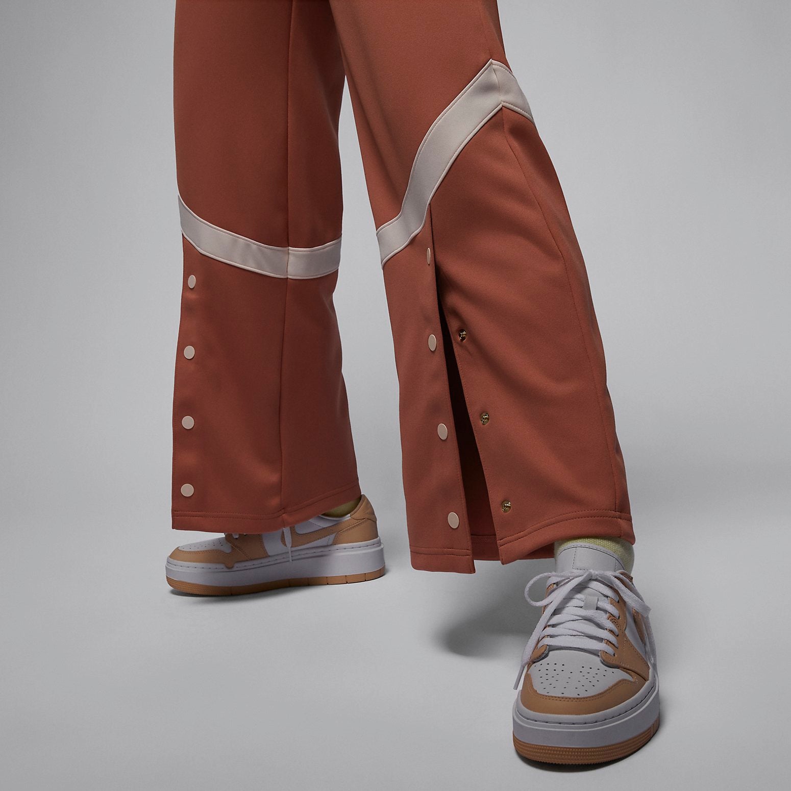 (WMNS) Air Jordan (Her)itage Suit Pants 'Sky J Orange' FB5120-810