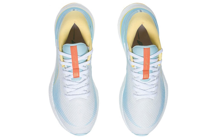 (WMNS) Li-Ning Lightweight Running Shoes 'Sky Blue White' ARHS038-1