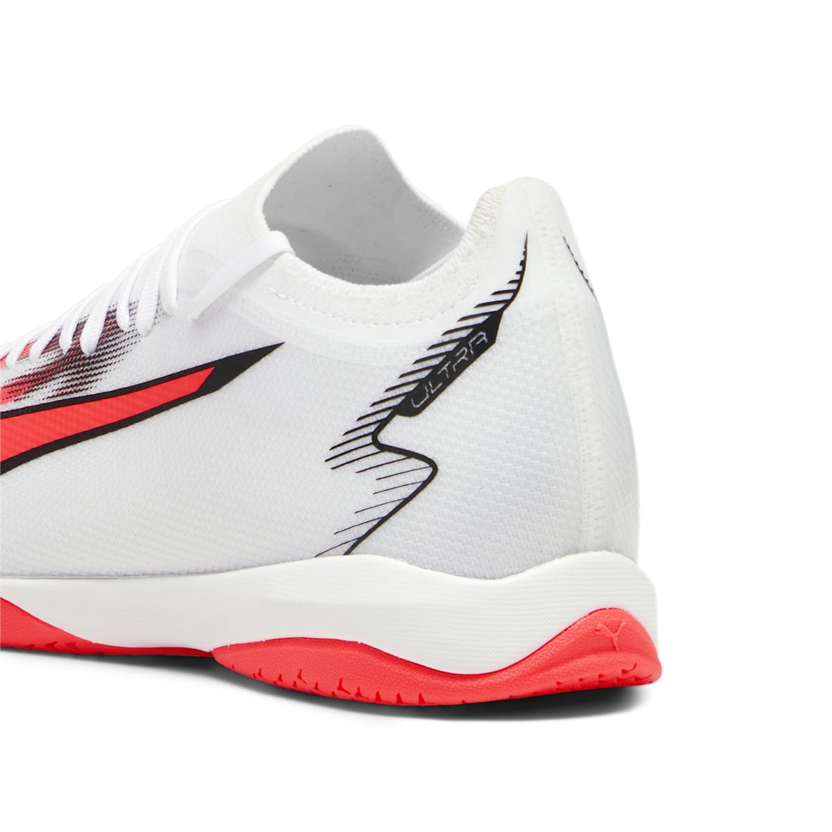 PUMA Ultra Match It 'White Red' 107522-01