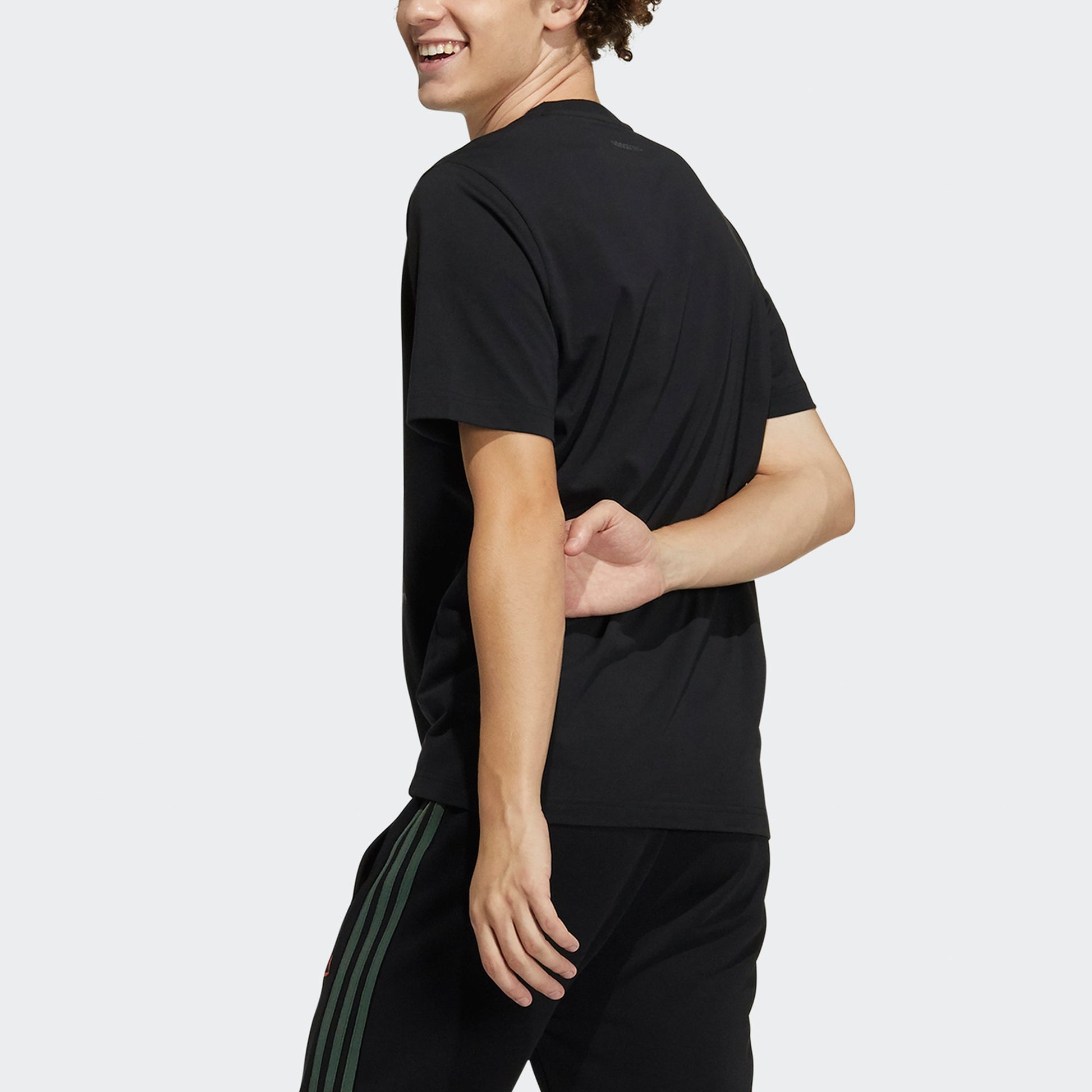 adidas neo M Ssfv5 Tee1 Funny Cartoon Printing Logo Sports Round Neck Short Sleeve Black GP4867