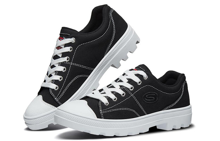 (WMNS) Skechers Roadies Low-Top Sneakers Black 74370-BLK