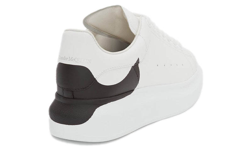 (WMNS) Alexander McQueen Oversized Sneaker 'White Black Heel' 650789WHZ4U9061