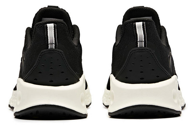 (WMNS) ANTA Running Series Sneakers 'Black and White' 12925588-2