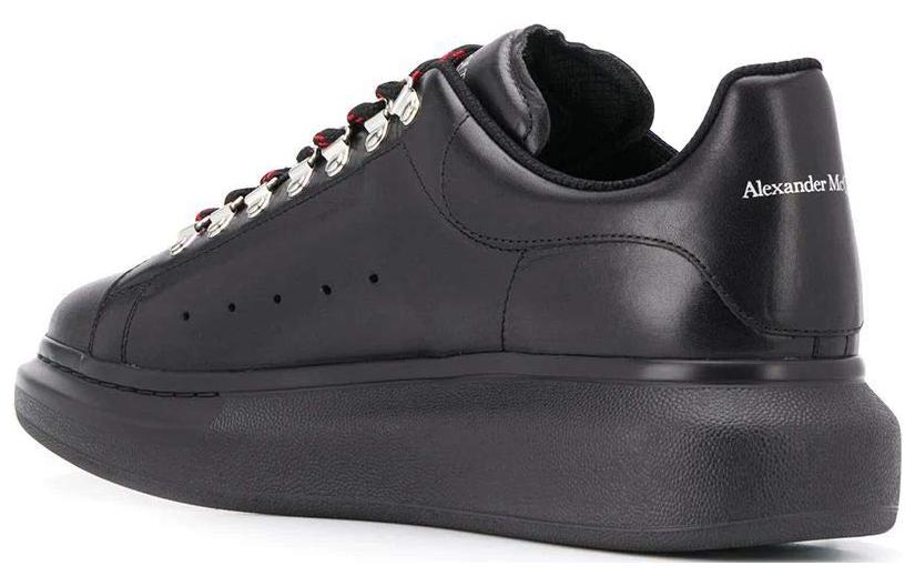 Alexander McQueen Oversized Sneaker with Hook eyelets 'Black' 604248WHRWA1000