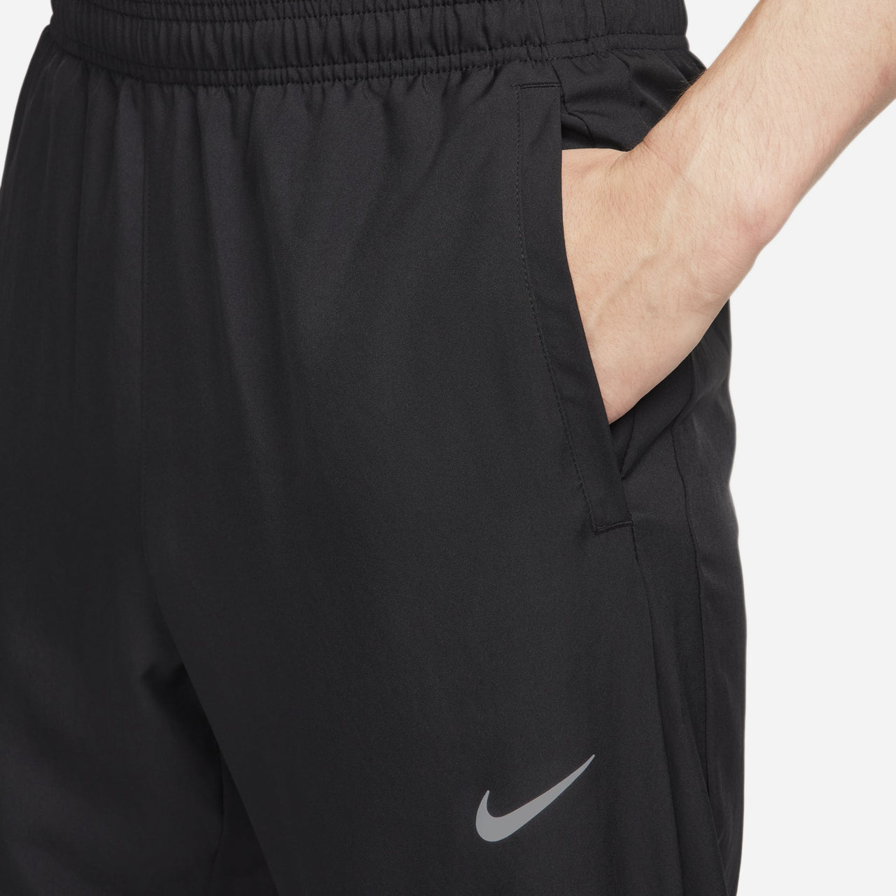 Nike Dri-FIT Challenger Woven Pants Asia Sizing 'Black' FQ4781-010