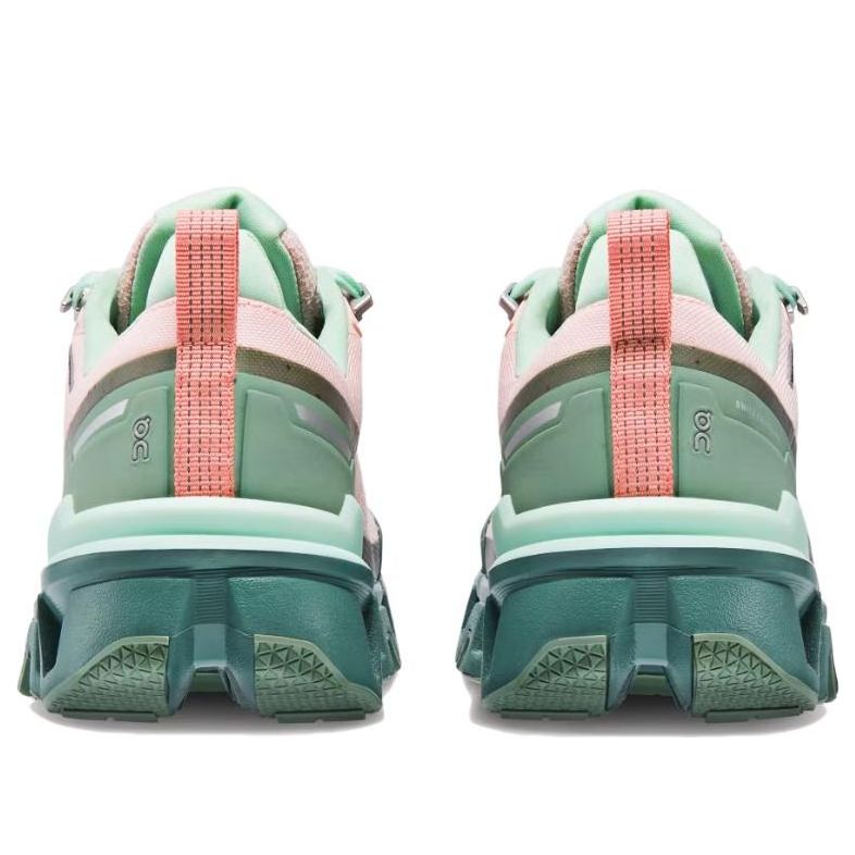 (WMNS) On Running Cloudwander Waterproof 'Doe Ivy' 73.98278