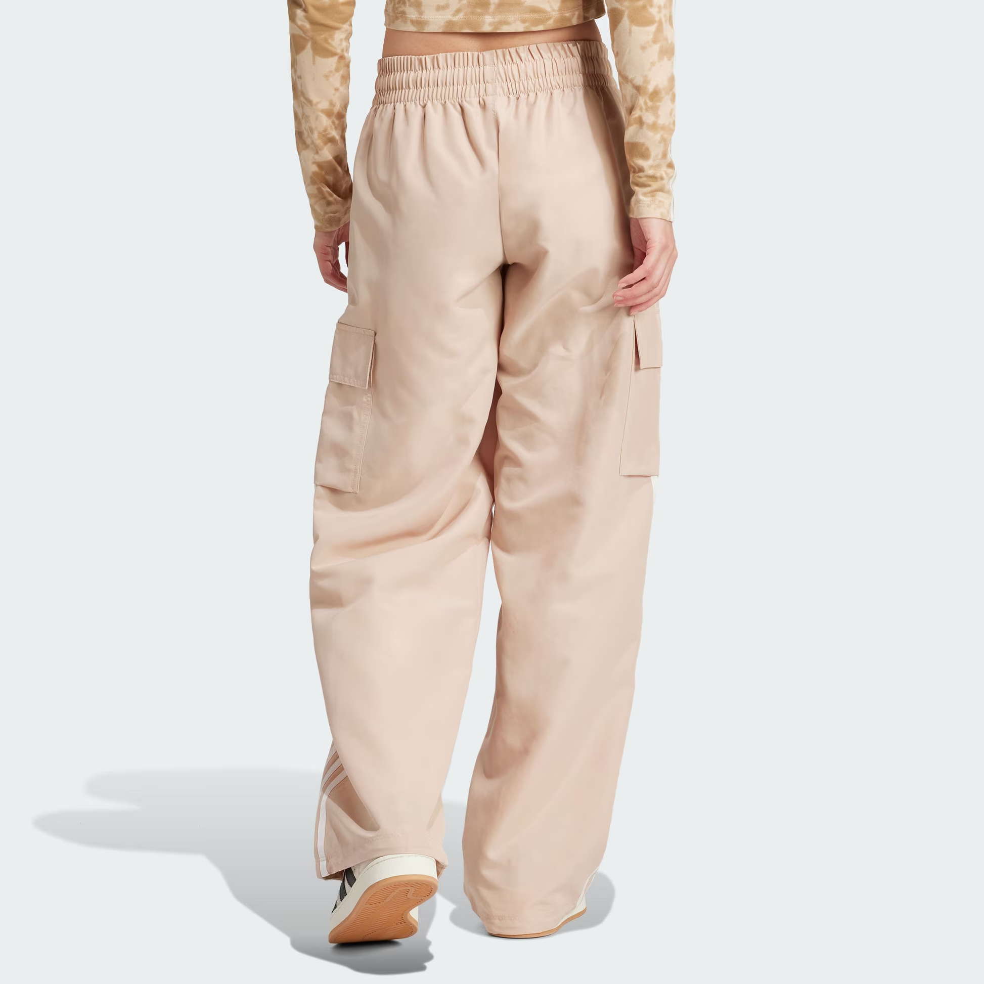 (WMNS) adidas Originals Adicolor Cargo Tracksuit Bottoms Asia Sizing 'Beige' IZ0717