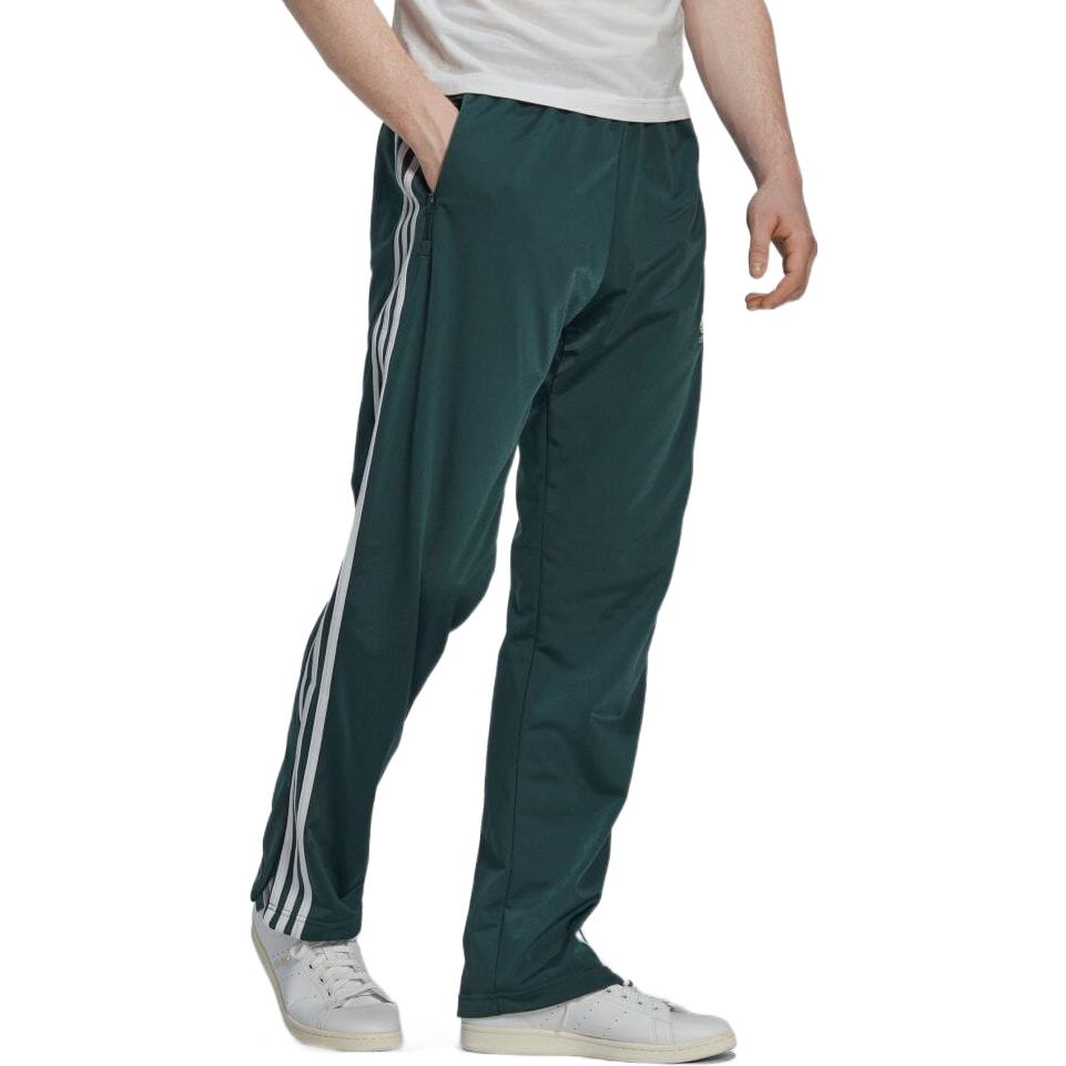 adidas originals Logo HL9345
