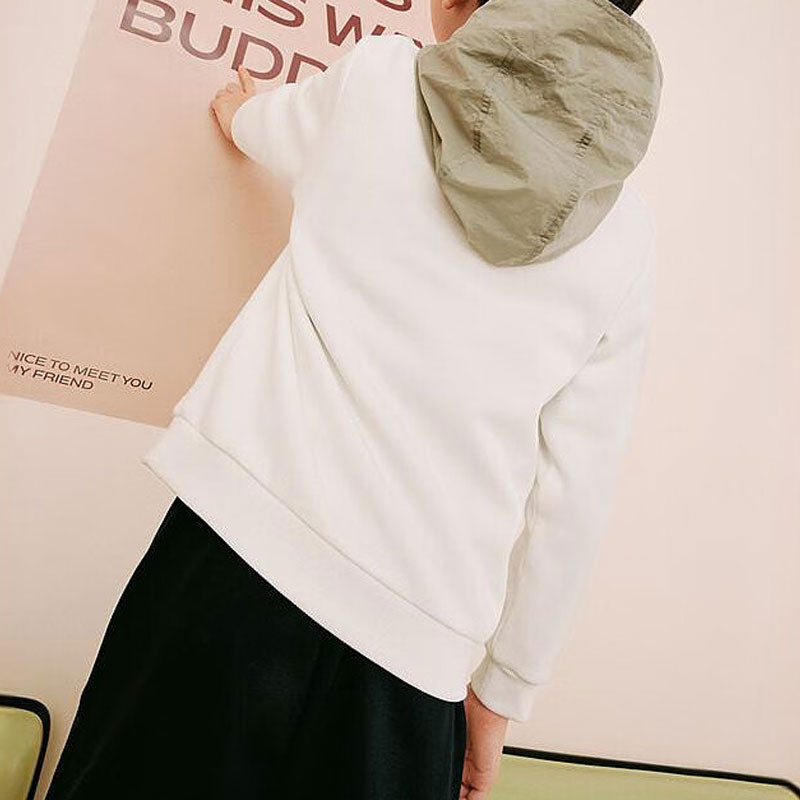 (PS) Skechers Graphic Sweater 'White Black Brown' L423K099-0074