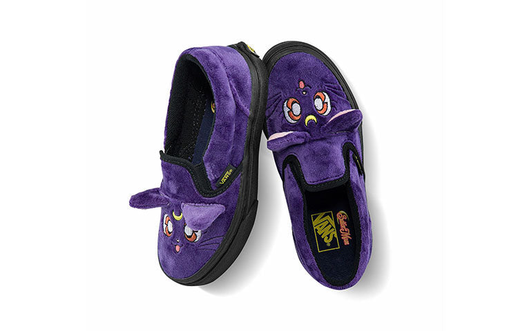 (PS) Vans Sailor Moon x Classic Slip-On 'Pretty Guardian - Luna' VN0005VY447