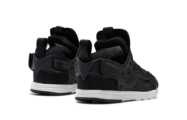 Reebok Versa Pump Fury 'Black' DV8108