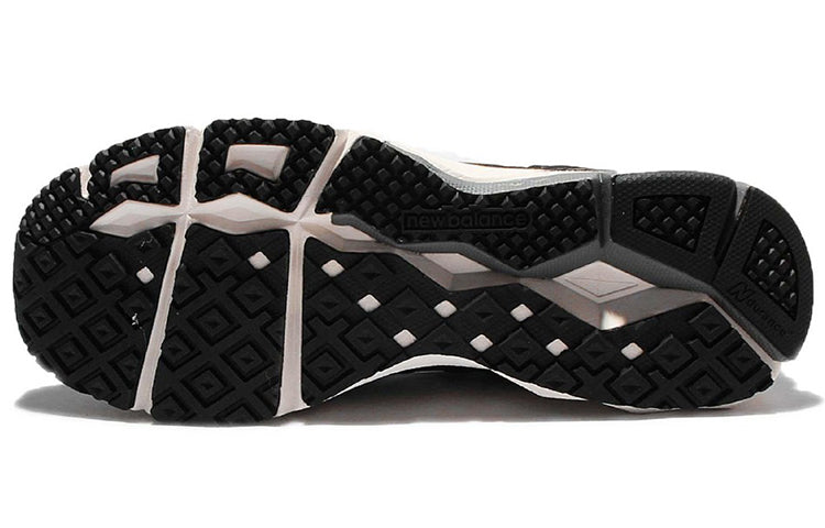 New Balance 774 Low-Top Black M774BK3