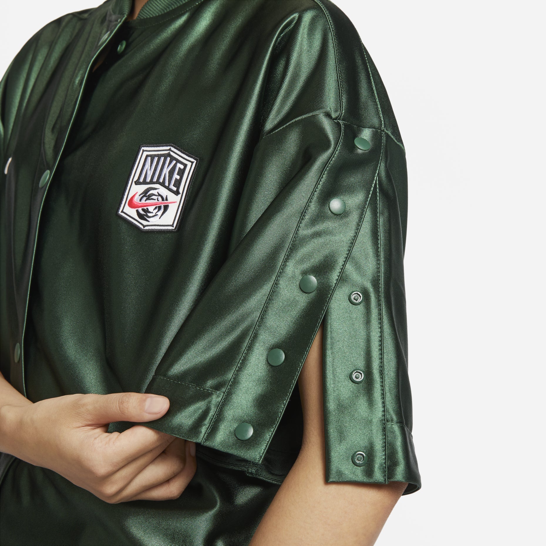 (WMNS) Nike Sportswear Shirt 'Green' FQ0700-323