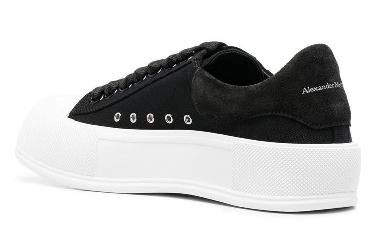 (WMNS) Alexander McQueen Deck Skate Plimsoll Shoes 'Black White' 697120W4MV71070