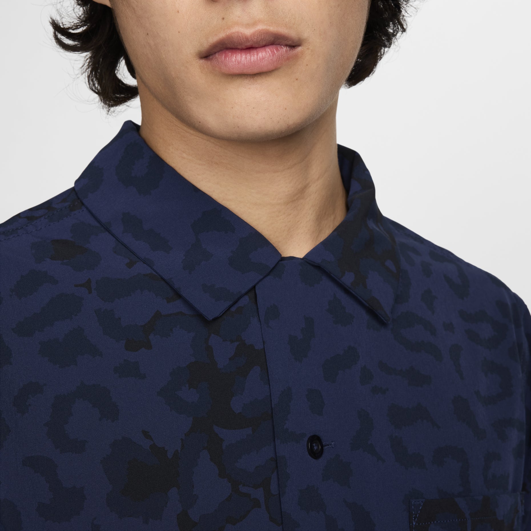 Nike Print Bowler Short Sleeve Button-Down Skate Shirt Asia Sizing 'Midnight Navy' FN2596-410