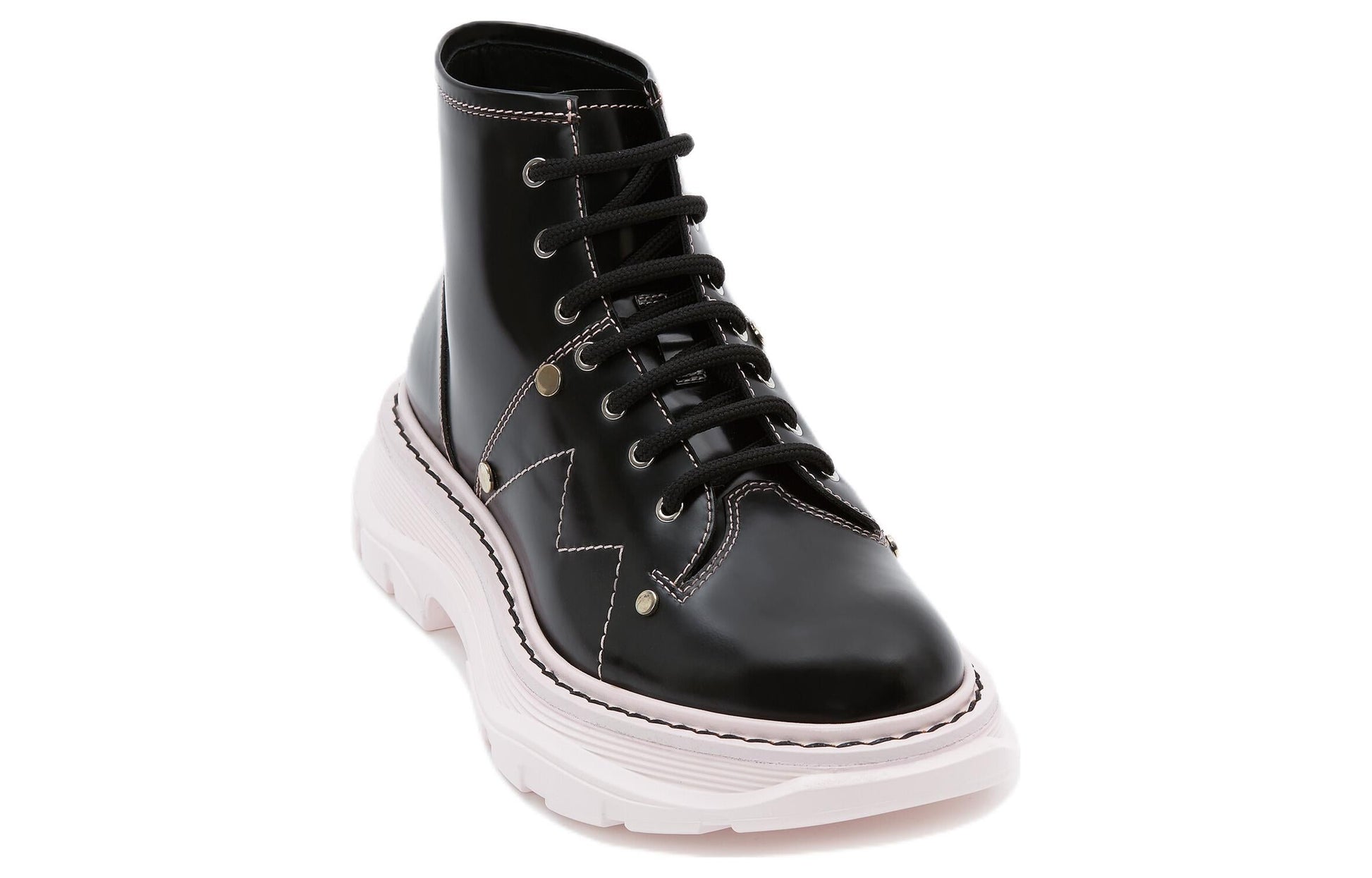 (WMNS) Alexander McQueen Tread Lace-Up Boot 'Black Pink' 595469WHZ811488