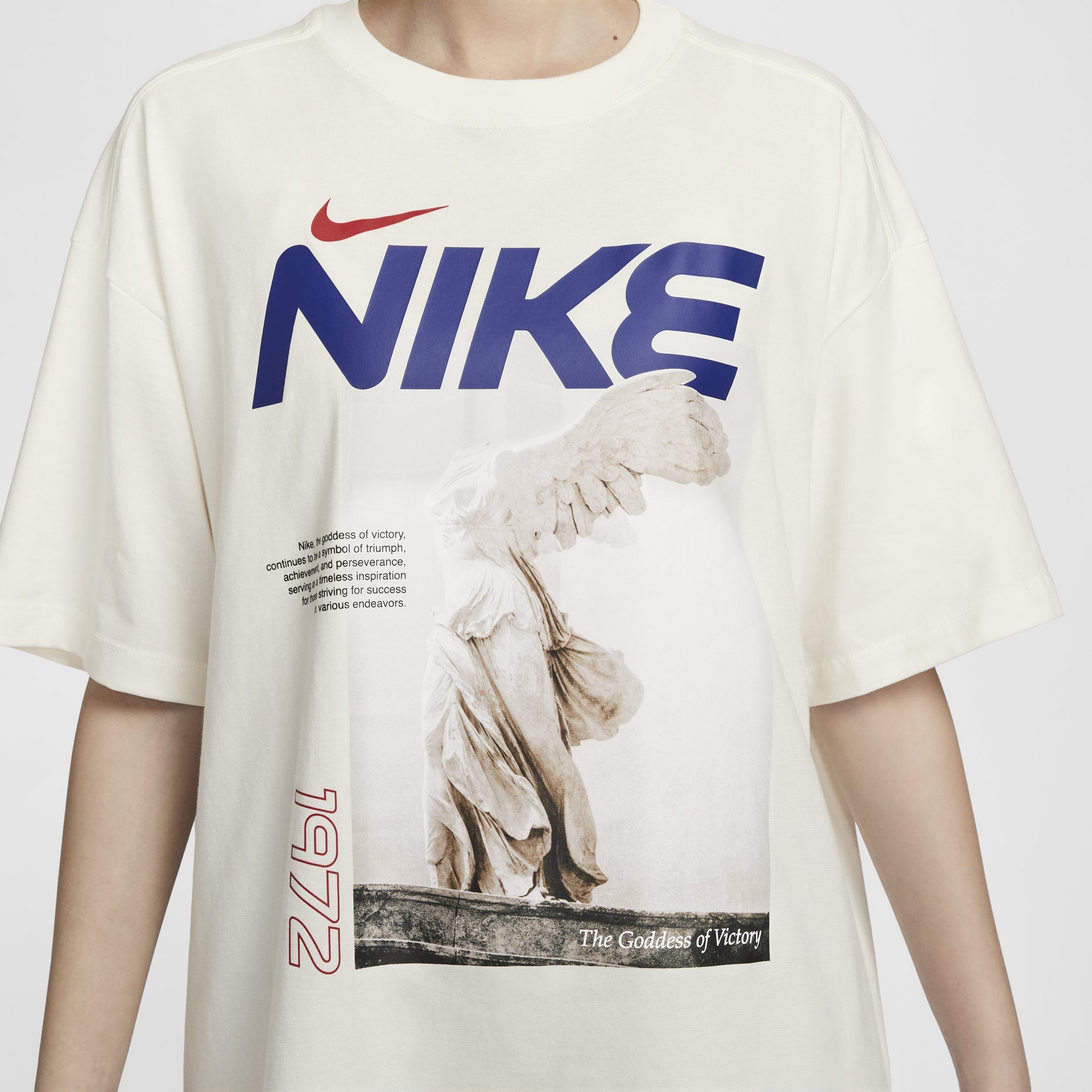 (WMNS) Nike Sportswear Graphic Oversized T-shirt Asia Sizing 'Sail' HF6292-133