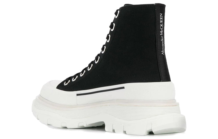 (WMNS) Alexander McQueen Tread Slick Boots 'Black White' 611706W4L321070