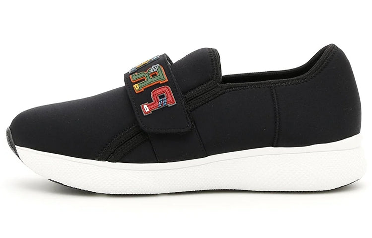 PRADA Abrasion Resistant Low Top Casual Shoes Women's Black