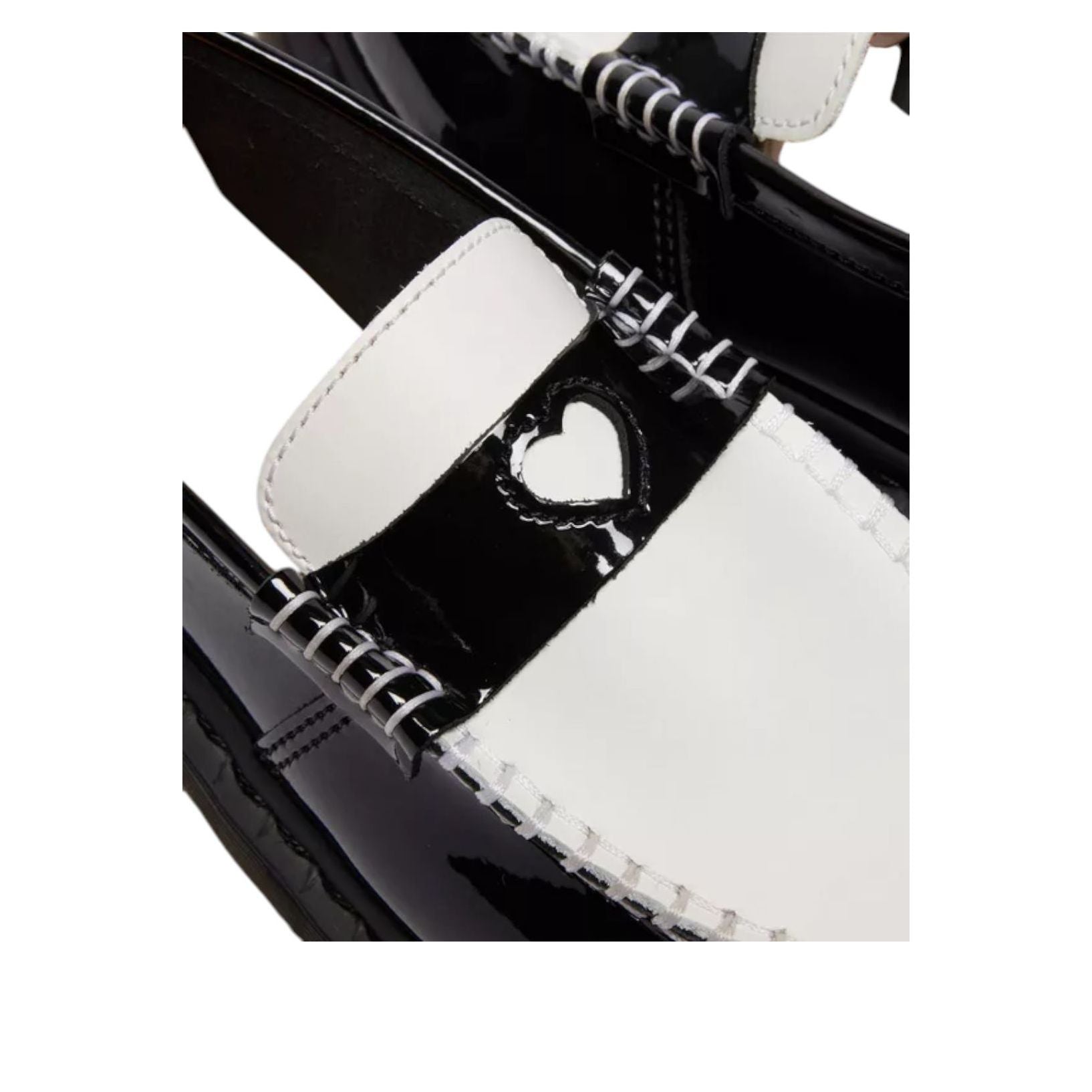 (WMNS) Dr. Martens Penton Heart Two-Tone Arcadia Loafers 'Black White' 41676001