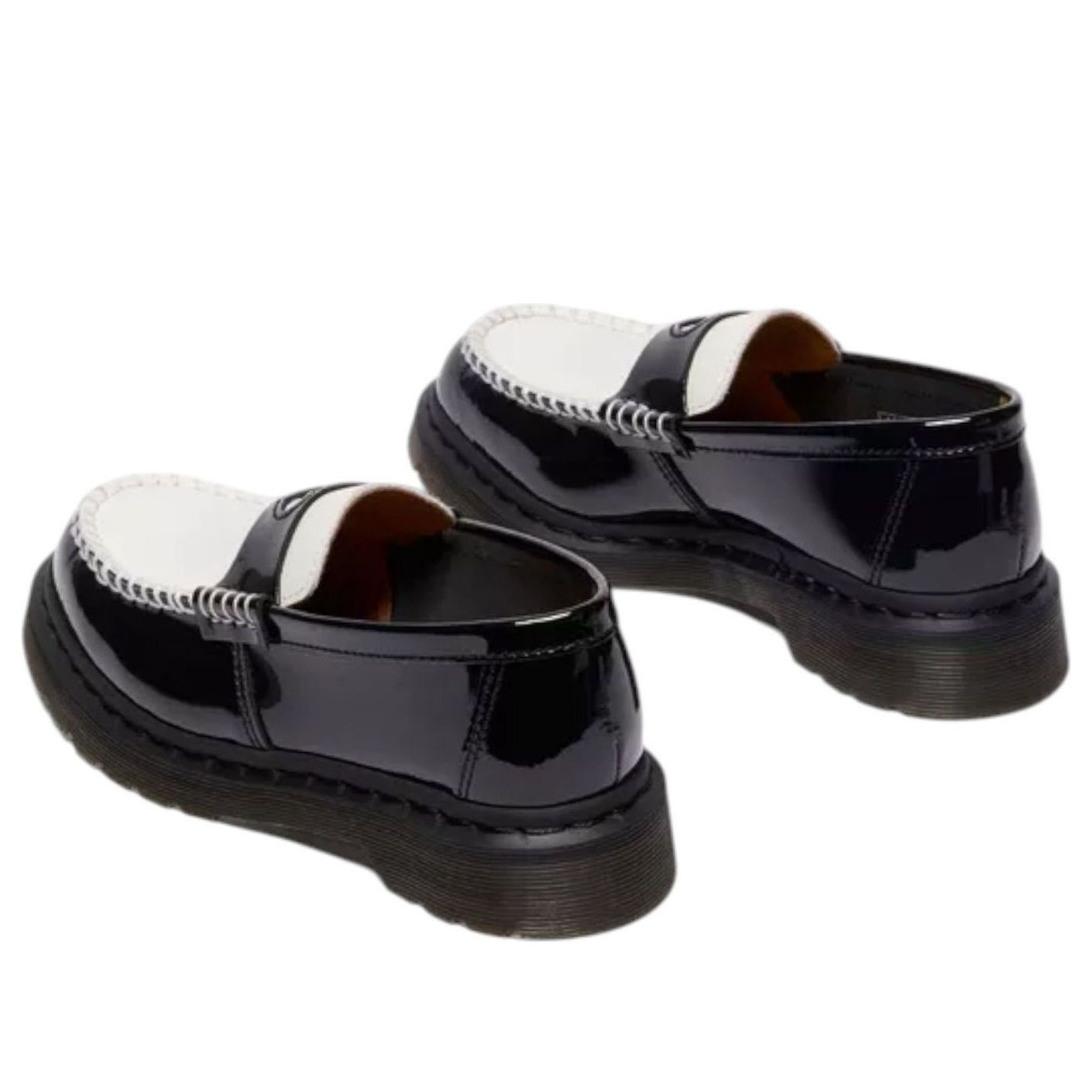 (WMNS) Dr. Martens Penton Heart Two-Tone Arcadia Loafers 'Black White' 41676001