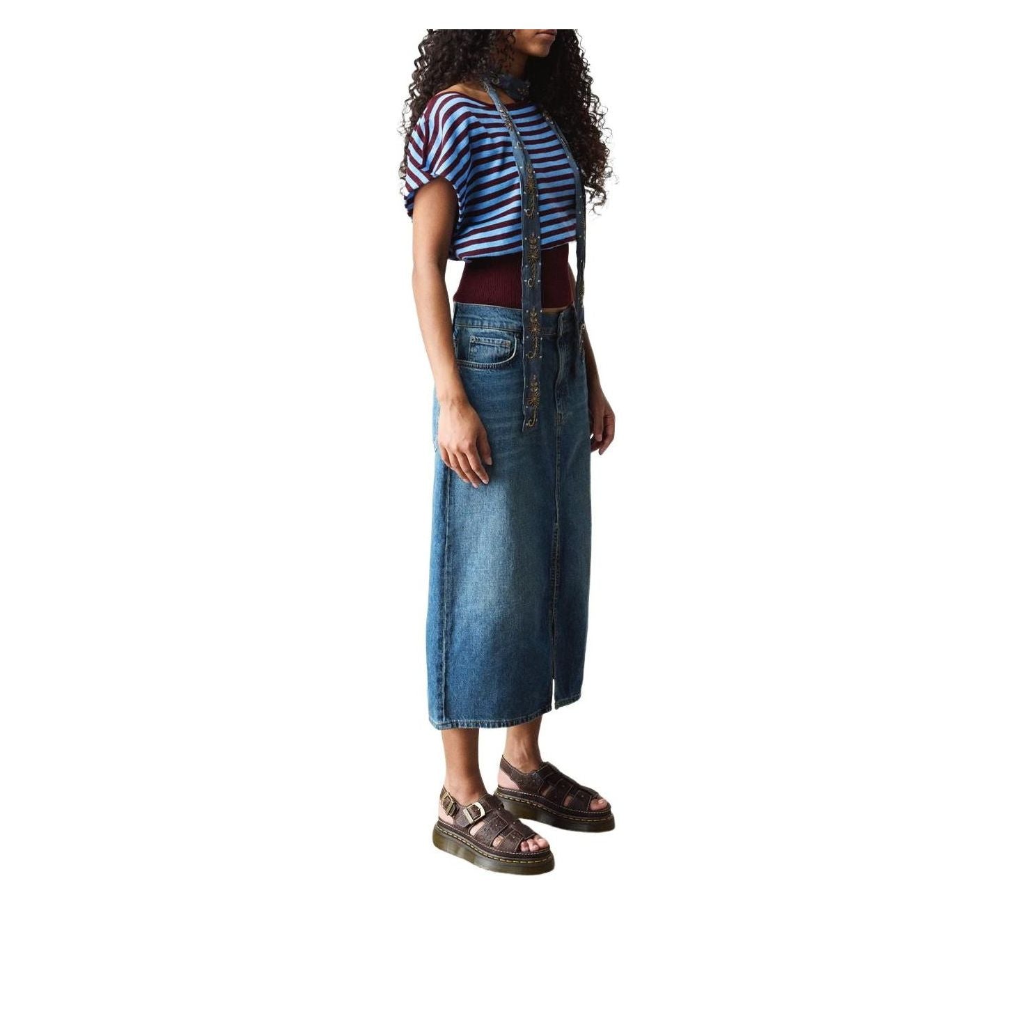 (WMNS) Dr. Martens Wrenlie Open Flower Sandals 'Dark Brown' 42339200