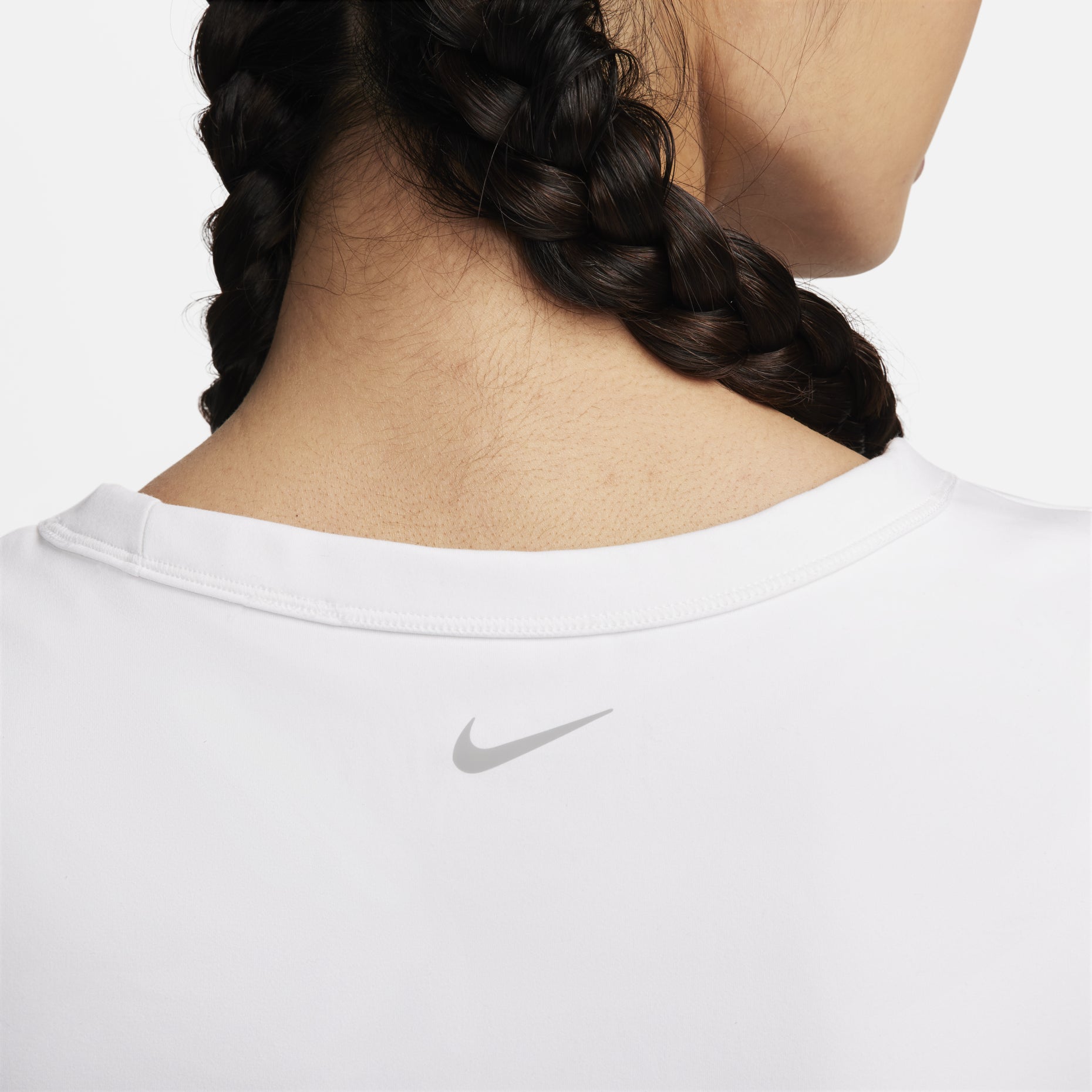 (WMNS) Nike One Fitted Dri-FIT Cropped T-Shirt Asia Sizing 'White' FN2805-100