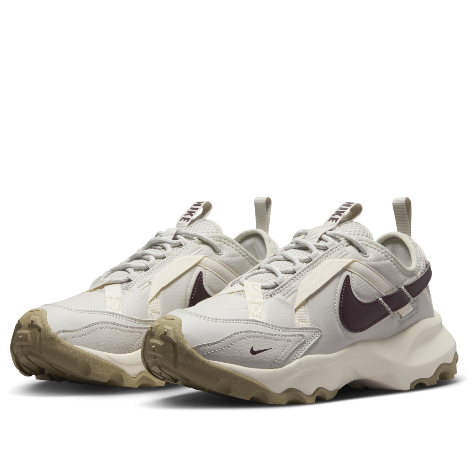 (WMNS) Nike TC 7900 'Light Bone Burgundy Crush' DD9682-003