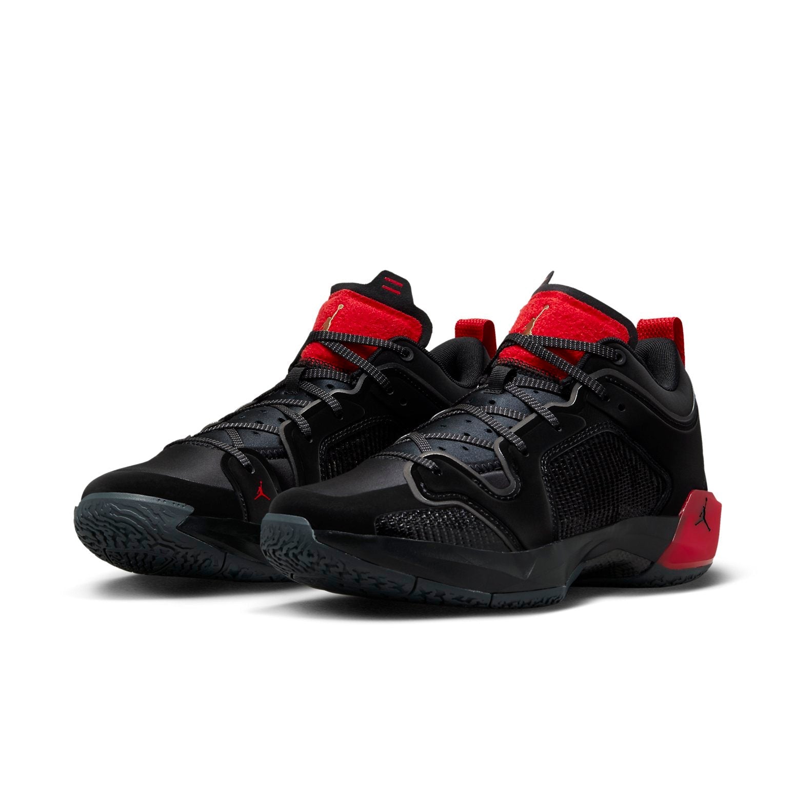Air Jordan 37 Low PF 'Bred' DQ4123-007