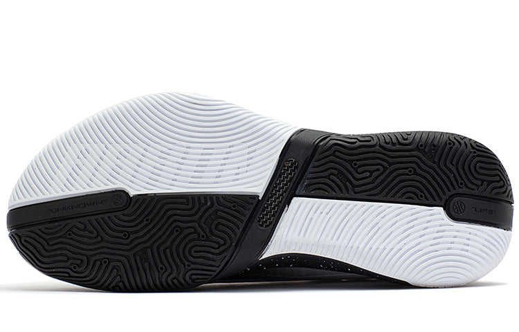 361 Degrees AG3 Pro Aaron Gordon 'White and Black' 672311101-4
